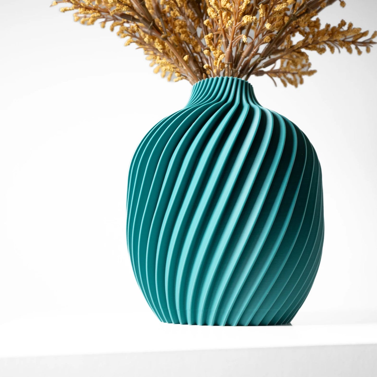 SwirlFlow 3D-Printed Modern Vase